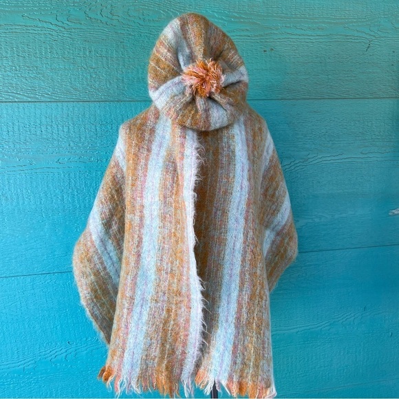 HEMMINGS IRISH MOHAIR WOOL HANDWOVEN SCARF WRAP AND BERET SET PASTEL EUC VINTAGE - Picture 1 of 7